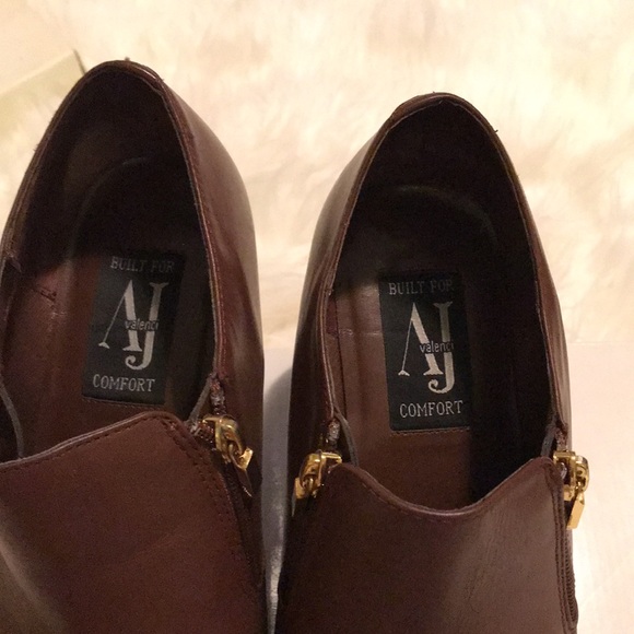 Shootie - Picture 2 of 7